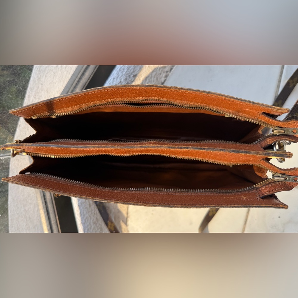 Louis Vuitton Monogram Canvas Brown and Tan Crossbody Pouch - Picture 4 of 5